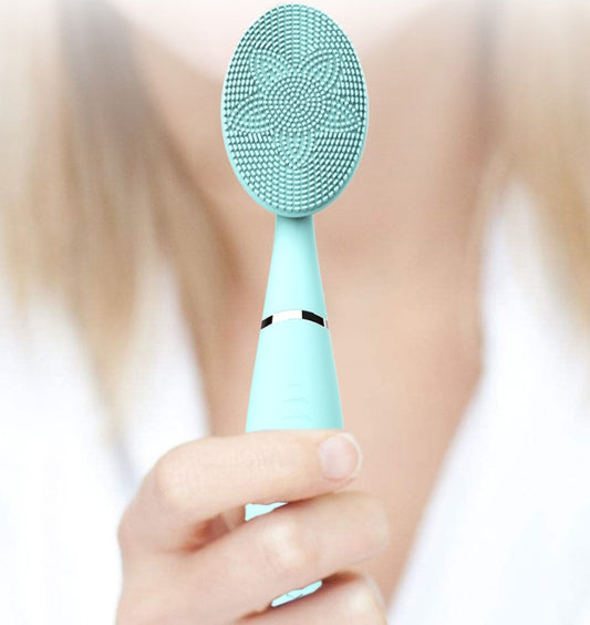 Rechargeable Silicone Facial Cleansing Brush – Deep Pore Cleaning & Gentle Exfoliation Device